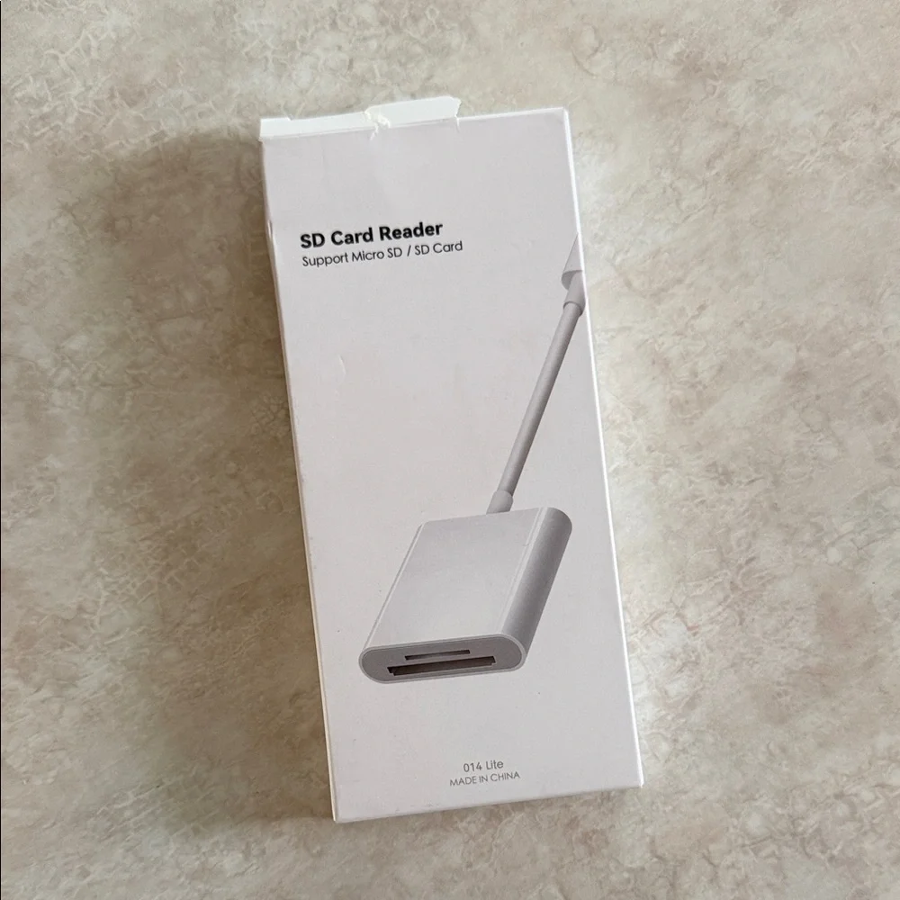 WhiteSD Card Reader